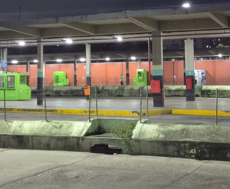Fumaça no Terminal João Goulart assusta quem passava pelo Centro de Niterói