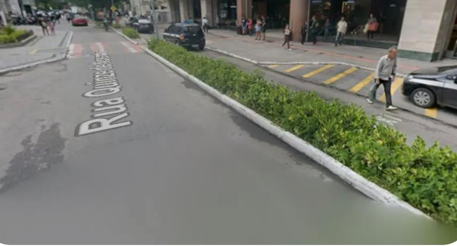 Polícia Civil investiga roubo de moto em frente a shopping de Niterói