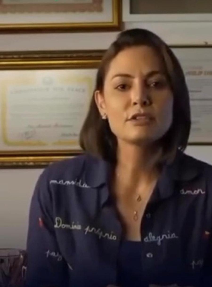 'Ele foi muito ríspido, me desrespeitou e me maltratou ao telefone', diz Michelle sobre Flávio 