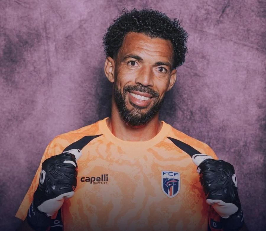 O goleiro Vozinha de Cabo verde pode se transferir pro futebol brasileiro 