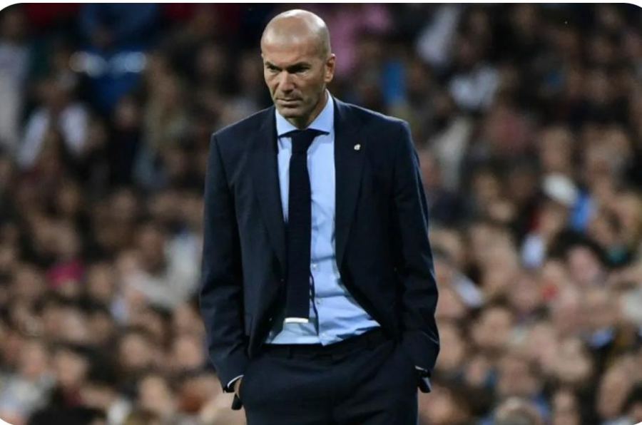 França pretende anunciar Zidane como novo técnico logo após o fim da Copa
