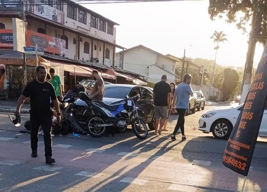 Acidente na Avenida central itaipu envolvendo moto