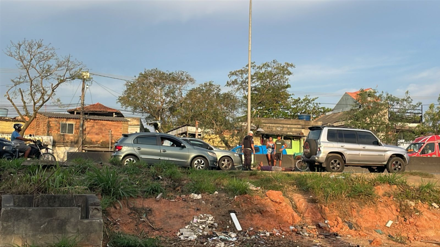 Atropelamento no apollo sentido Alcântara, transito lento no local.